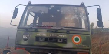 కశ్మీర్‌లో ఉగ్రదాడి..నలుగురు సైనికులకు గాయాలు