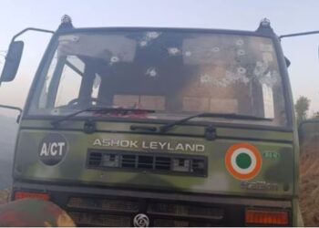 కశ్మీర్‌లో ఉగ్రదాడి..నలుగురు సైనికులకు గాయాలు